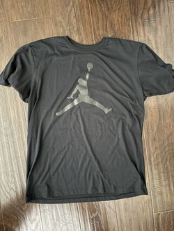 Jordan Shirt XL - Almost New