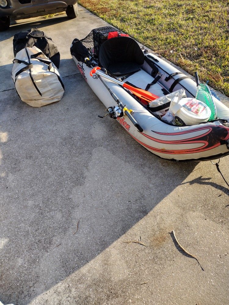 Sevylor Colorado 2Person Inflatable kayak for Sale in Las Vegas, NV -  OfferUp