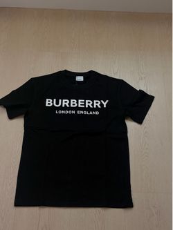 Burberry T shirt