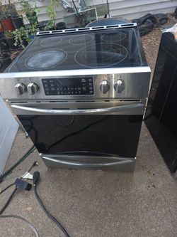 Frigadaire  electric  slide in range