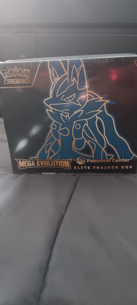 Megaevolution  Lucario Pokemon Center ETB