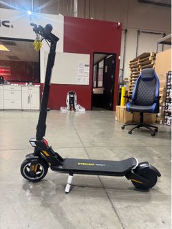 Electric scooter