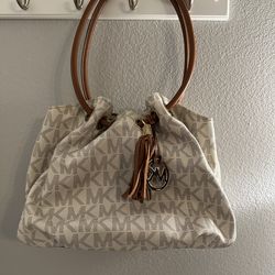 MK Bag - hardly used