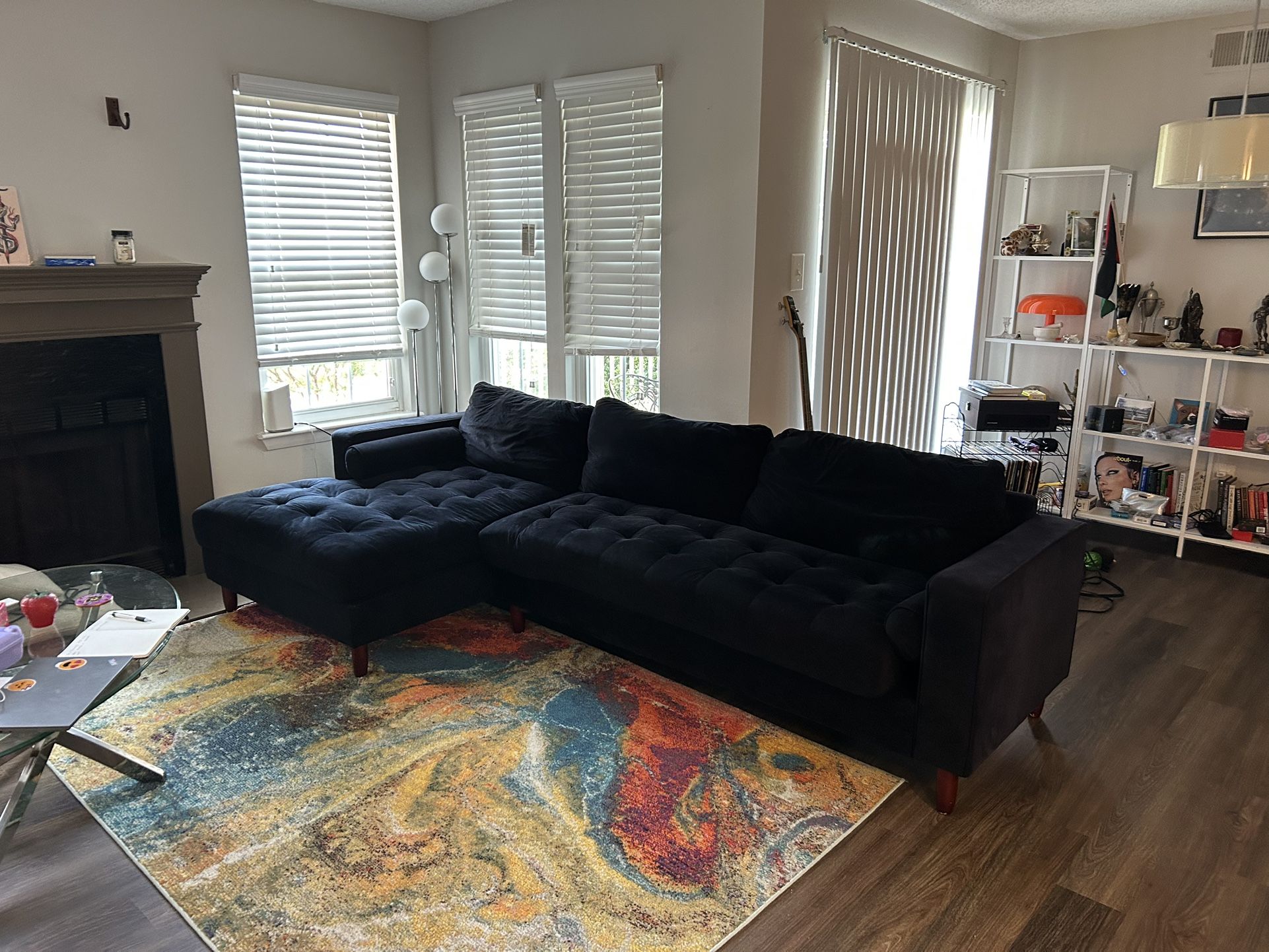 Black Sectional Sofa/ Couch