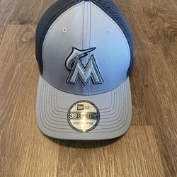 New era 39thirty Medium/Large Fitted Miami Marlins Hat