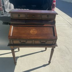 SECRETARY MAHOGANY STAIN FNSH