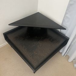 Coffee table, corner table, tea table solid wood, good quality, no damage