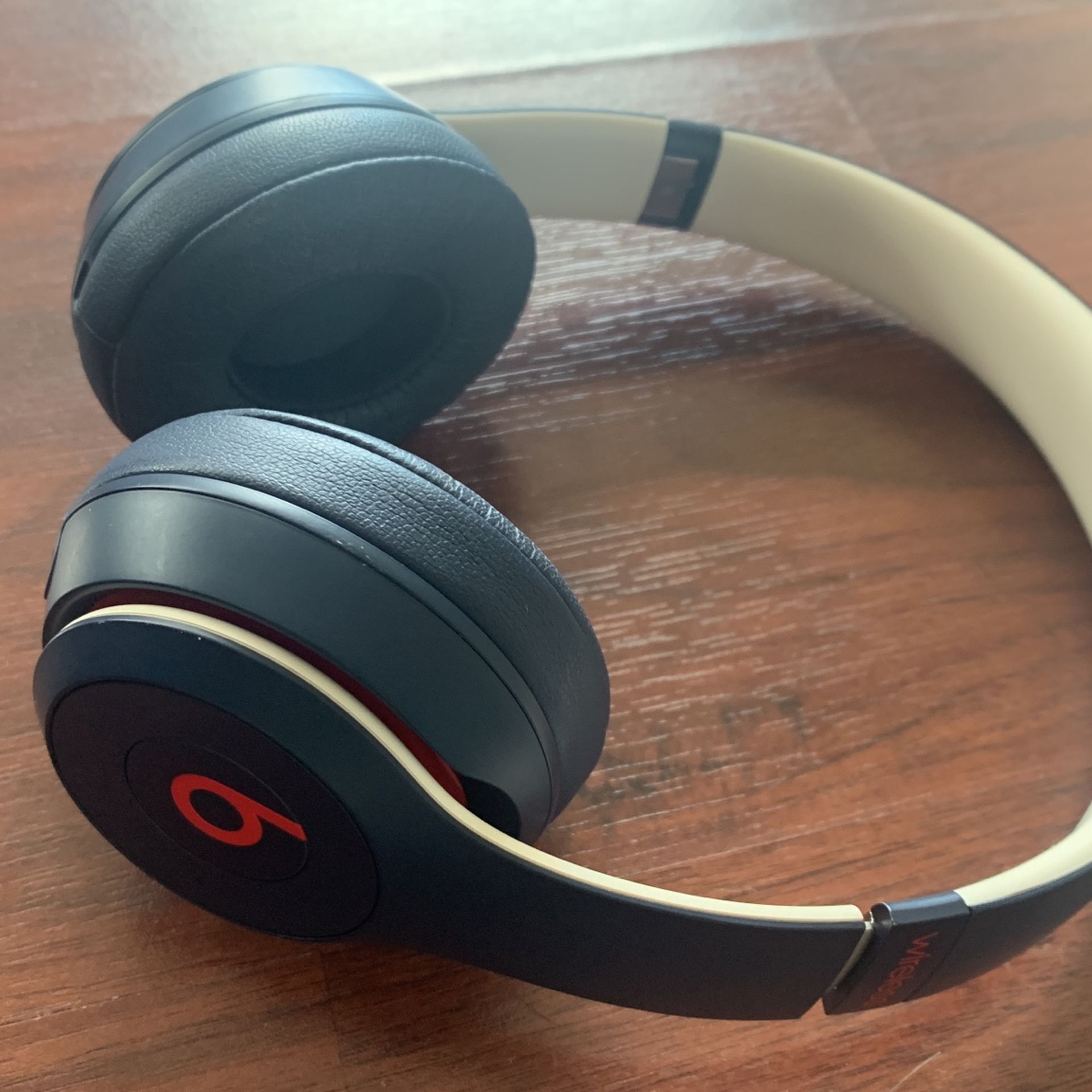 Beats Solo 3 Wireless 