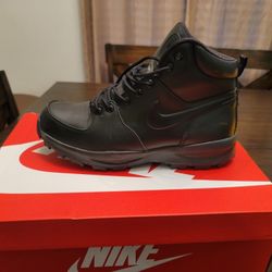 Nike Boots