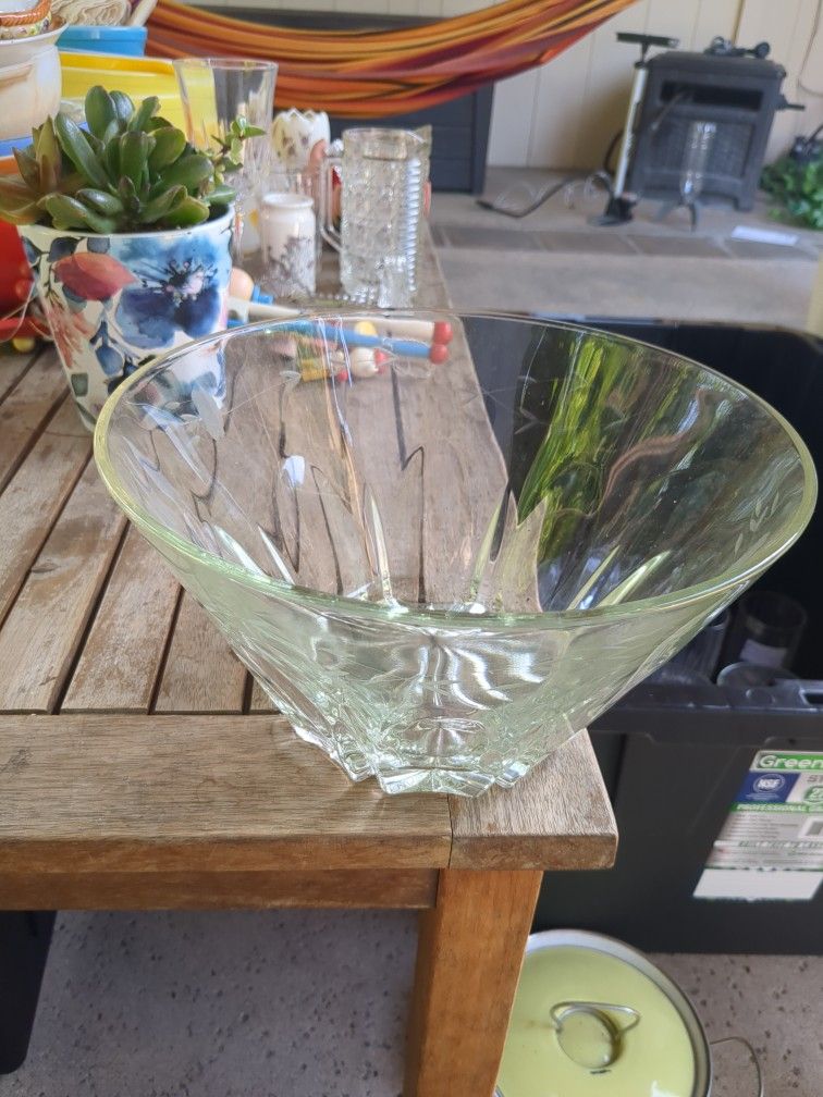 Beautiful Princess House Bowl