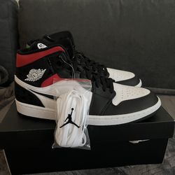 NEW* Air Jordan 1 Mid Quai 54 DS* sz13 