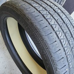 274/40/R22 Continental Tire