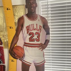 NBA 1987 Vintage Michael Jordan Life Size, Measure Up Cardboard Cutout Display ( pick up only )