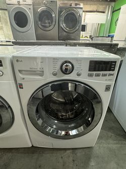 LG SidebySide Washer & Dryer Set w/ Front Load Washer and Electric Dryer in White 3 MONTH WARRANY !!