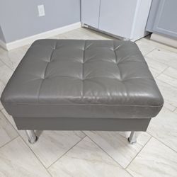LANDSKRONA
Footstool