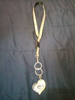 NWT Aminco NFL Green Bay Packers Heart Necklace.