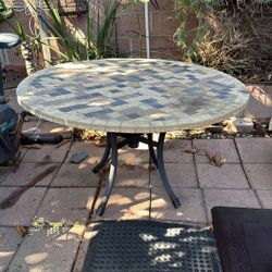 Free Round Table