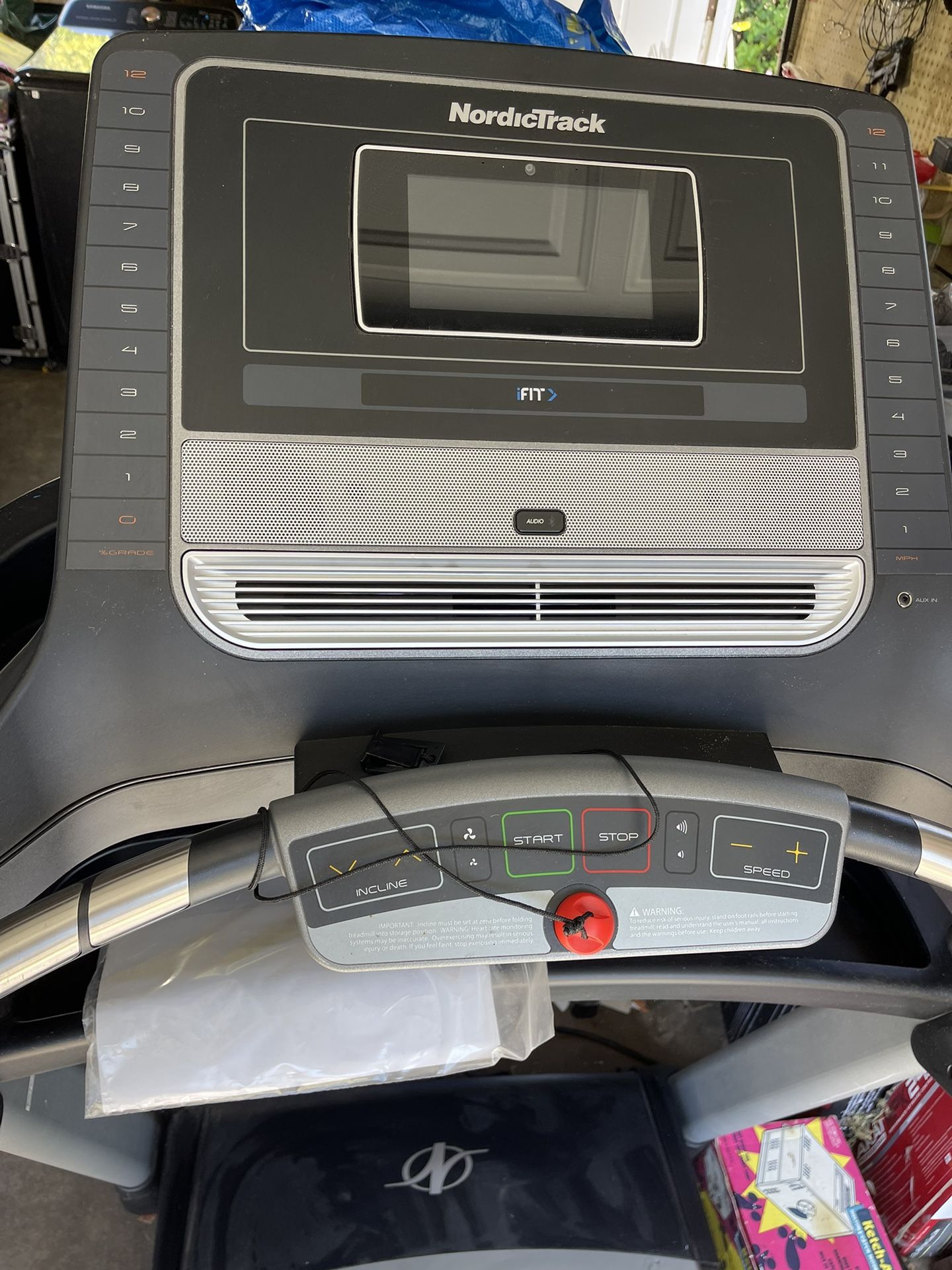 NordicTrack T 7.5 S Treadmill (Touchscreen & Foldable)