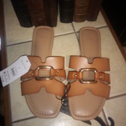 Women's Size 7 Brown Sandals New $7 Pick Up In Edinburg No Holds 