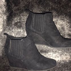 Size 7 Heals Boots womens booties