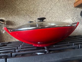 Le Creuset Enameled Cast Iron Wok with Glass Lid – Red/Cerise