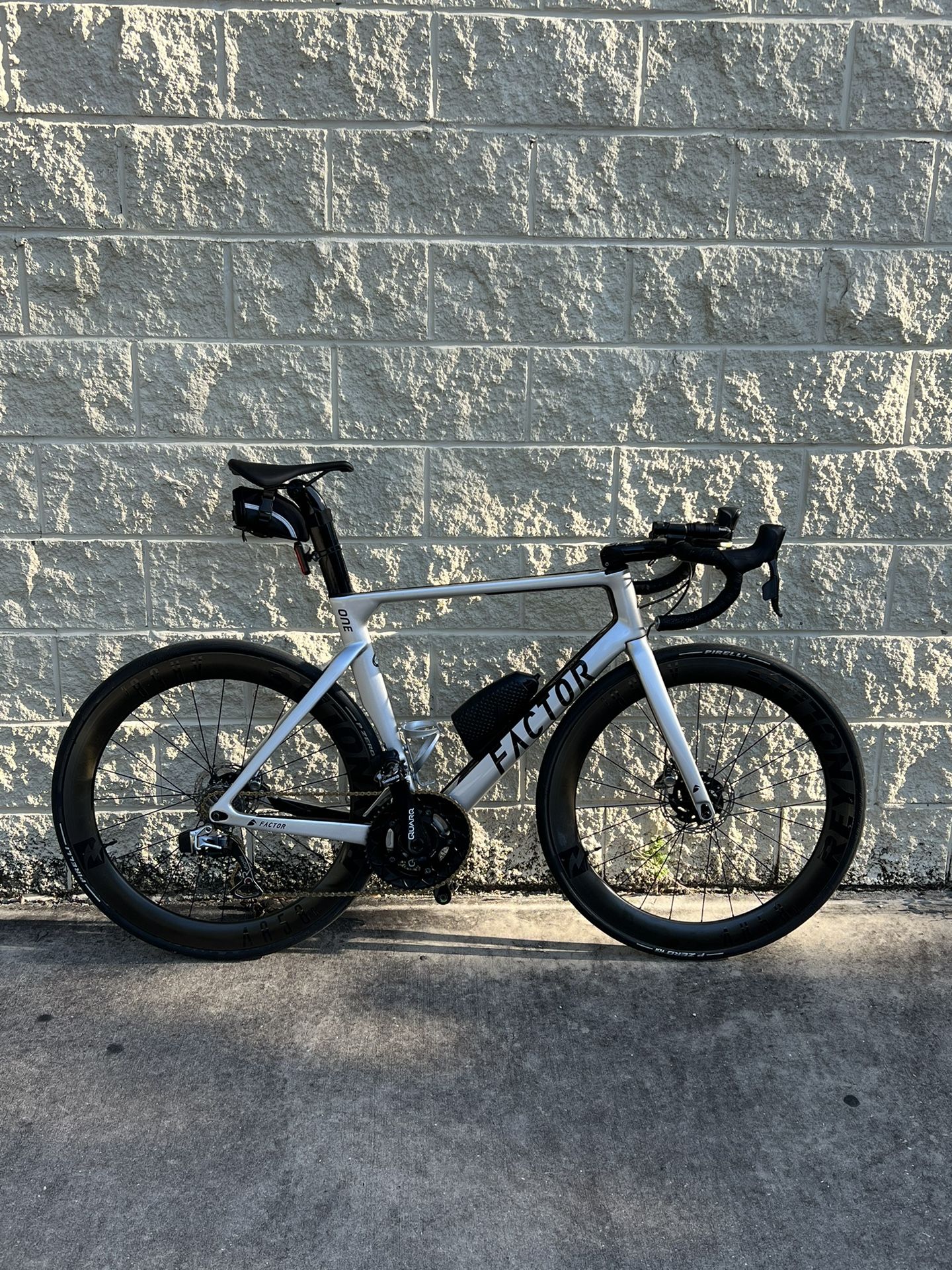 Factor One Bike 56cm