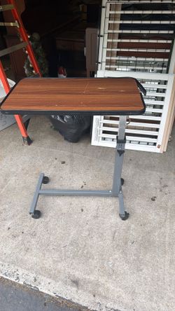 Adjustable table
