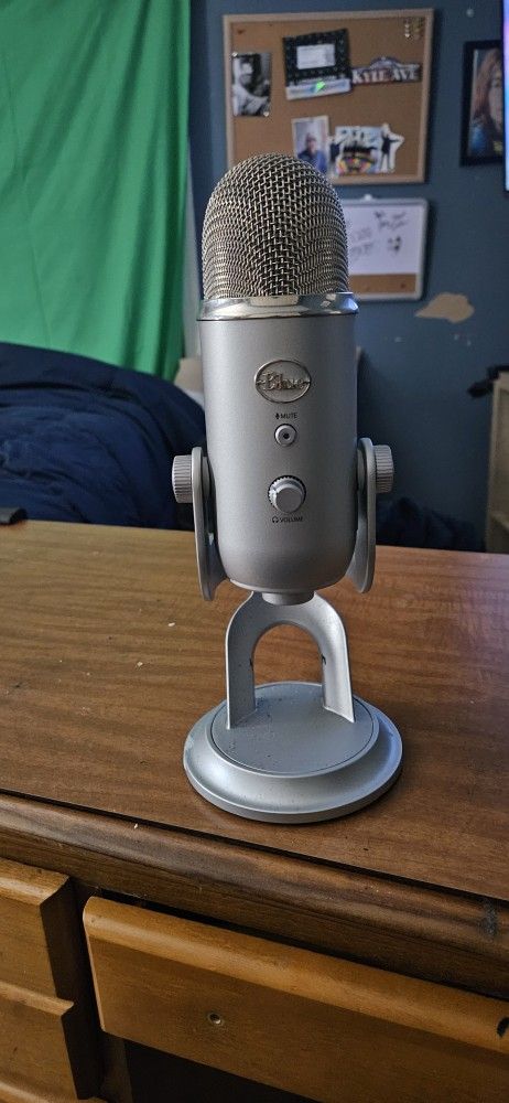 Yeti Microphone