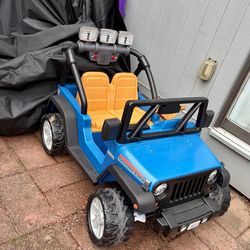 Blue Kids Rubicon electric car