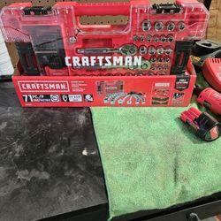 CRAFTSMAN  71 pc MECHANICS TOOL Set