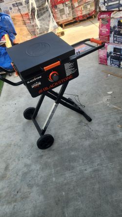 Blackstone Adventure Ready 17” Propane Griddle with Flexfold® Legs