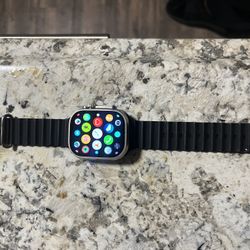 🚀 Apple Watch Ultra 49mm Titanium - GPS + LTE - Premium Condition! 🚀