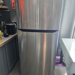 LG Refrigerator 