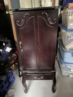Jewelry Stand