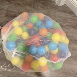 Play Pen Balls 