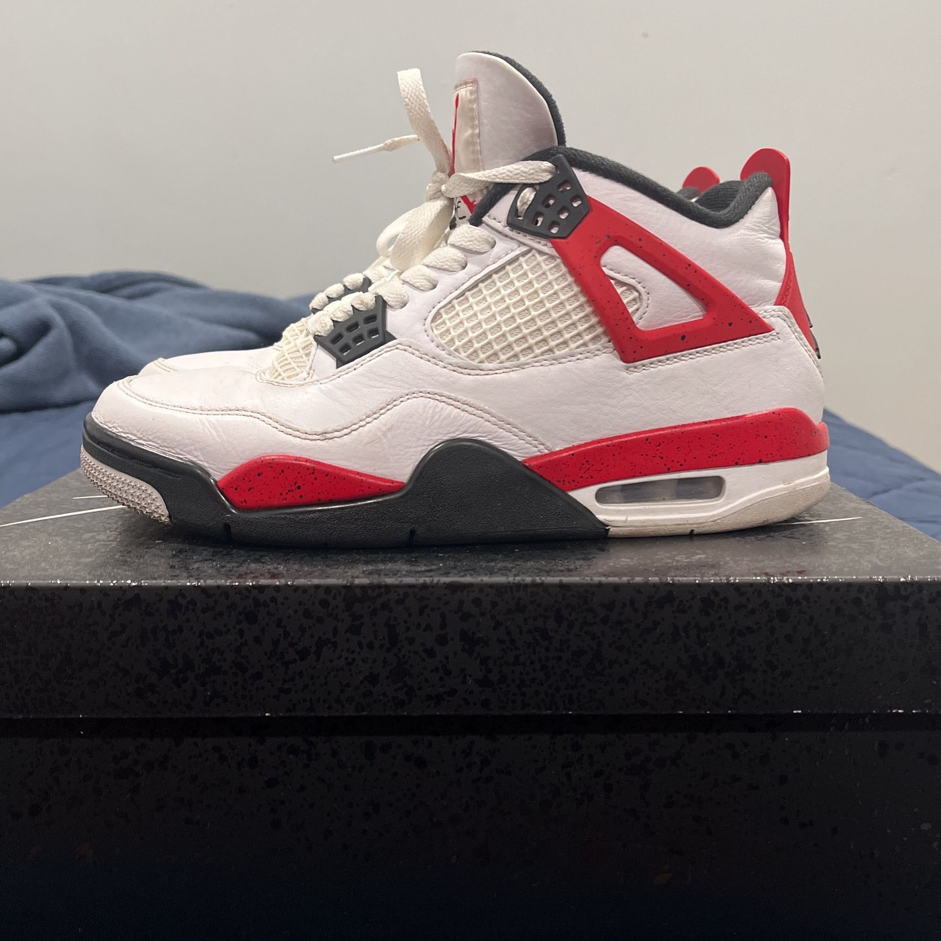 New Jordan 4
