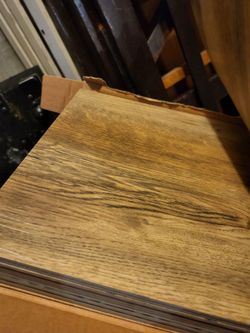 Karndean LooseLay Luxury Vinyl  Hardwood Flooring Brand New In Boxes 440 Square feet total