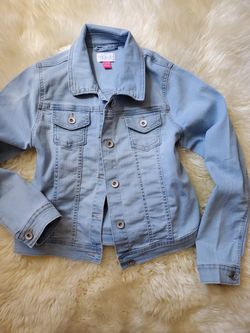 Girls jacket size L excellent conditions