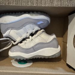 Toddler Jordan’s, Dunks, Yeezys
