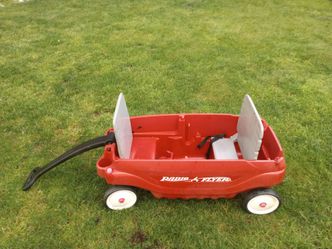 Radio flyer wagon