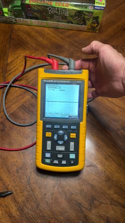 Fluke 123 Scopemeter