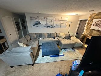 HUGE Gray Sectional Sofa w/ Chaise + FREE 5-Piece Wall Art – $1500 OBO