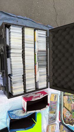 Whole Box Of Bulk Pokemon 