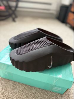 New Nike flip-flops.