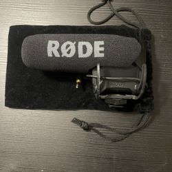 Rode VideoMic Pro R Shotgun DSLR Microphone - Excellent Condition