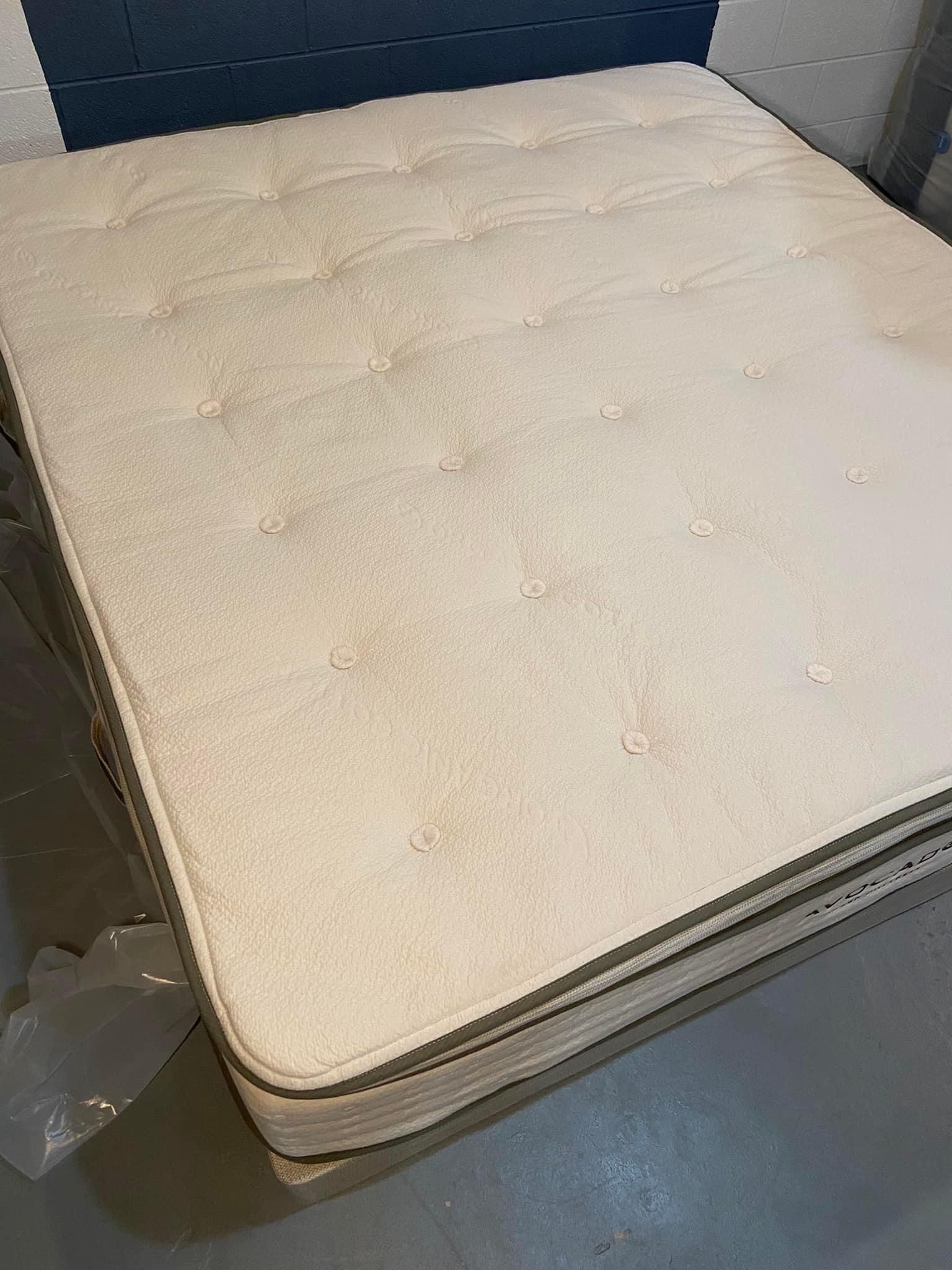 Avocado Green Pillowtop Queen Size Mattress - Like New