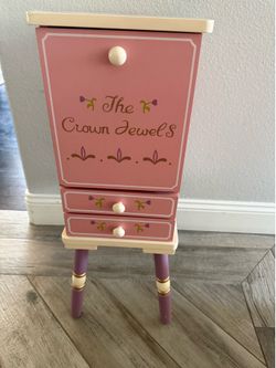 Jewelry box