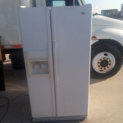 Working White Whirlpool Side by Side Refrigerator 