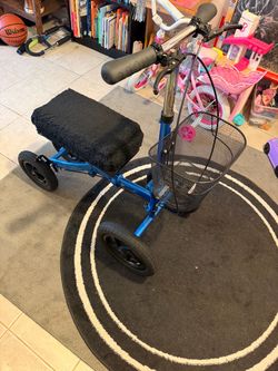 Knee scooter