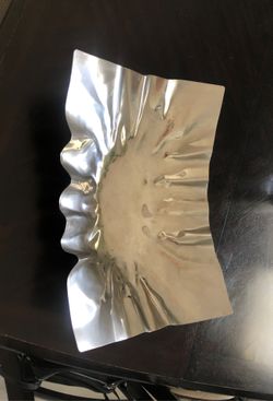 Silver bowl/ tray